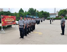 烟台福山保安公司利用假期时间加强对校园保安队伍的全面化、规范化训练！